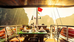 Halong Bay Cruise welcome solos on-Board!